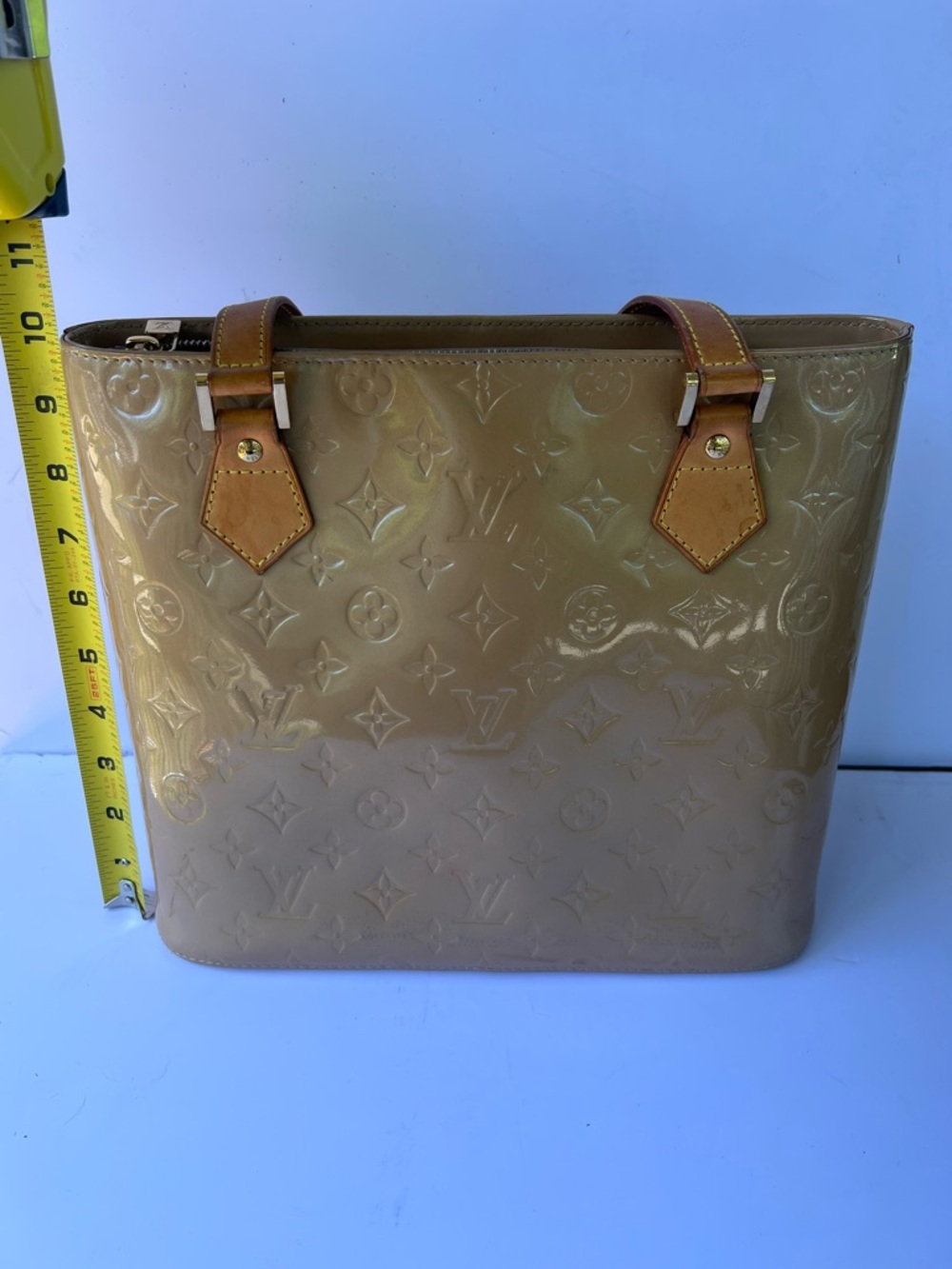 Louis Vuitton Vernis Tote Bag Beige Patent Leather Shoulder Bag Authentic - Picture 4 of 12